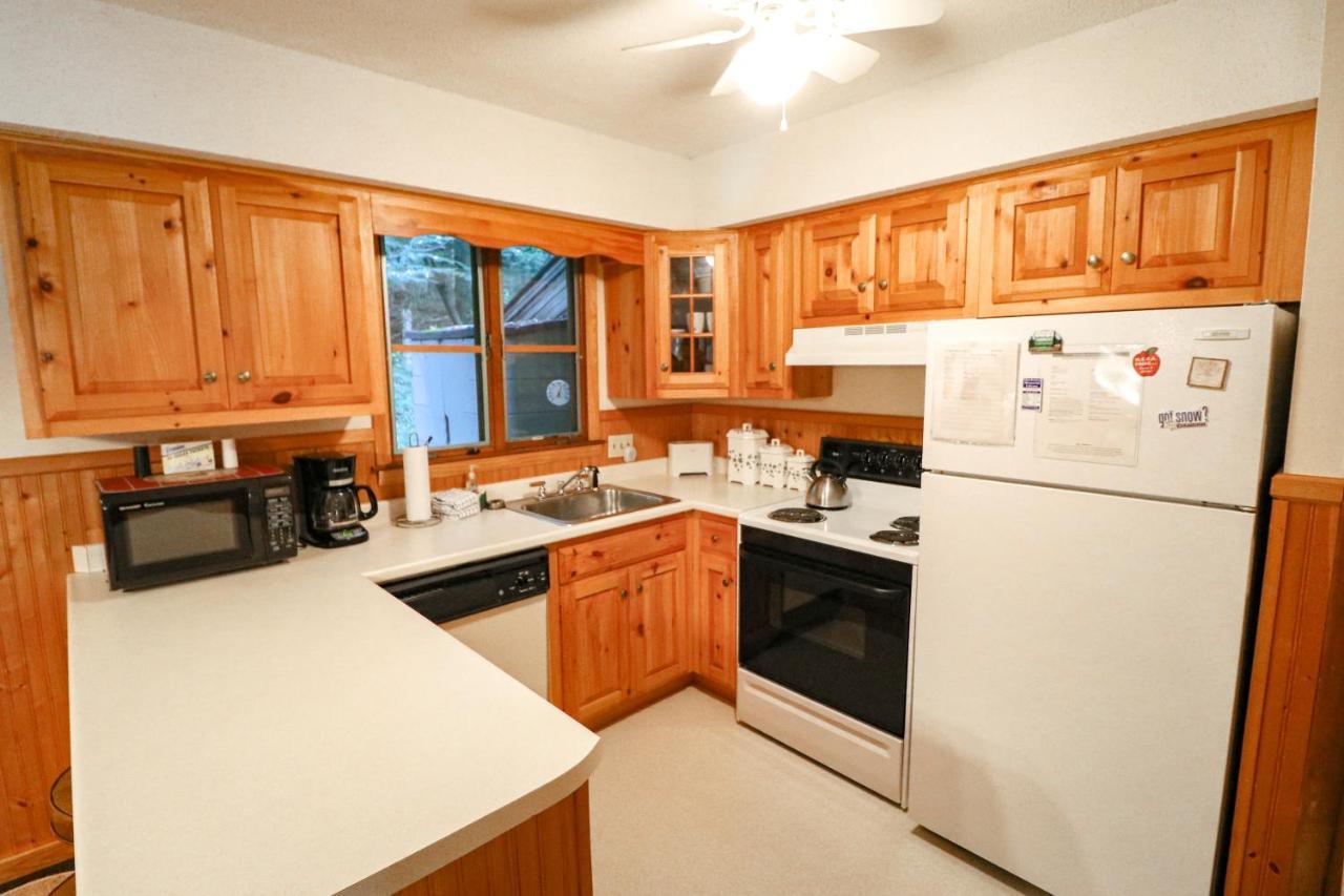 Quaint Condo 5 Minutes To The Ski Slopes Valley Park D1 Killington Buitenkant foto